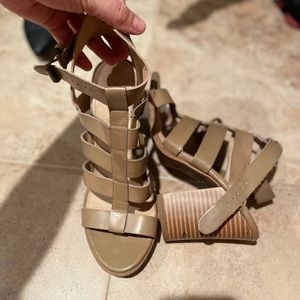 Black boot heels nude